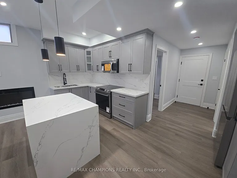 2 Silo Ct — Photo 4