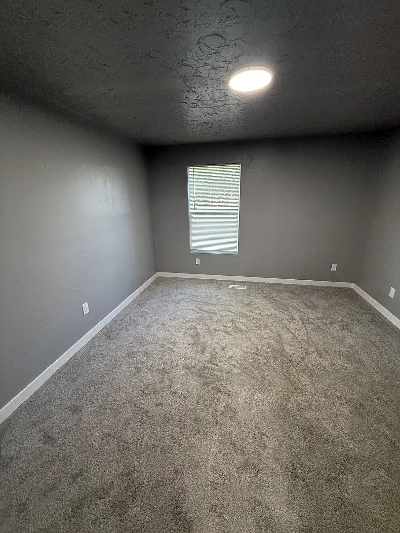 750 S Queens Guard Way - 8 — Photo 1