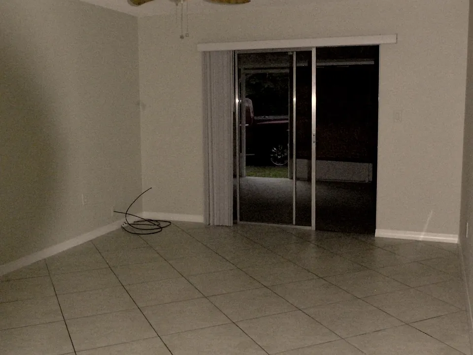 LR to covered screen porch
