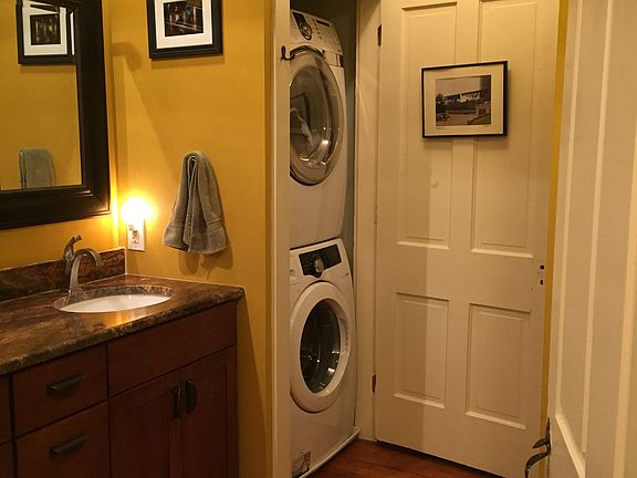 2nd Fl Bath