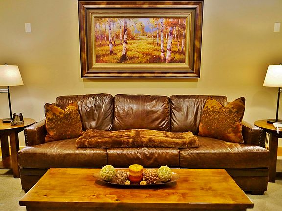 4th image of 122 Hastings Dr #303