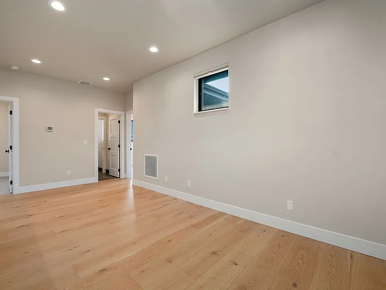 2971 NW Polarstar Ave — Photo 37