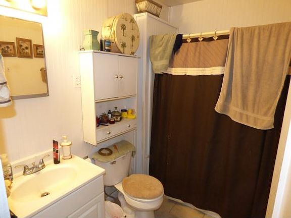 5th image of 1112 Wells St