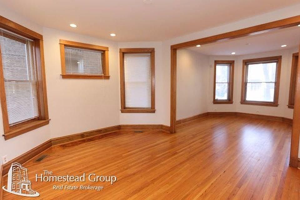 1st image of 3541 N Claremont Avenue # 2 Fl 2nd