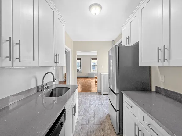 80 Winthrop Street image 3 of 18