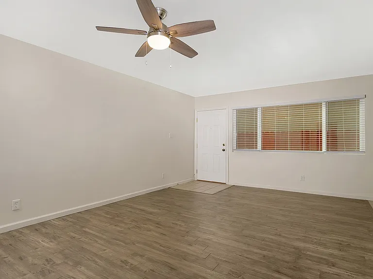 1315 Puls St — Photo 11
