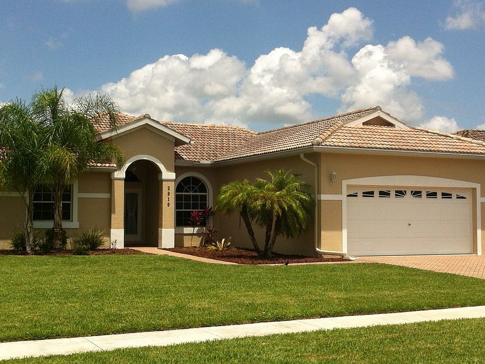 2nd image of 2919 Orange Grove Trl
