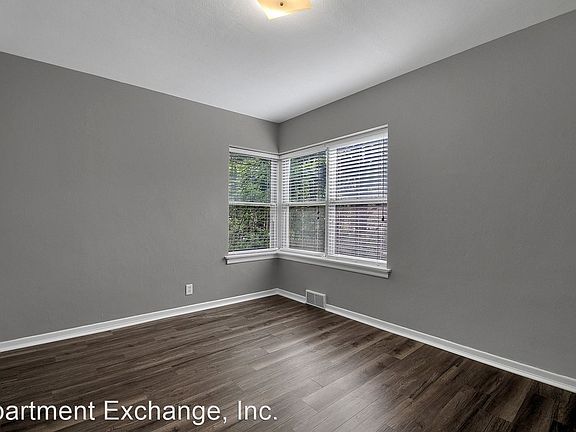 5th image of 8221 Delmar Blvd APT 1E
