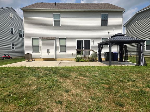 3rd image of 8727 Crooked Maple Dr