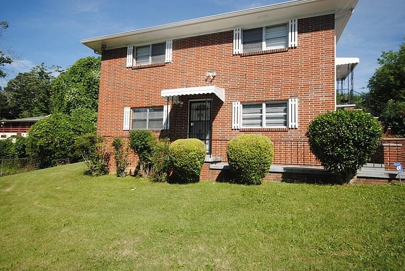 1st image of 303 Dunlap Ave