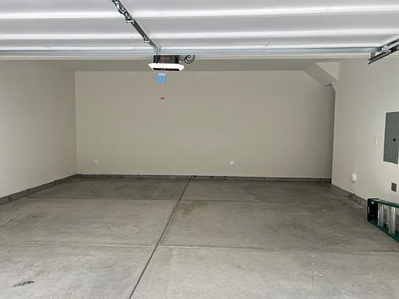 2-car Garage