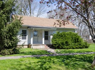 208 W 3rd St, Homer, IL 61849