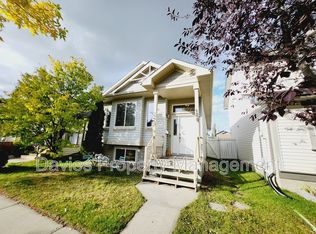 5816 Sutter Pl NW, Edmonton, AB T6R3R3