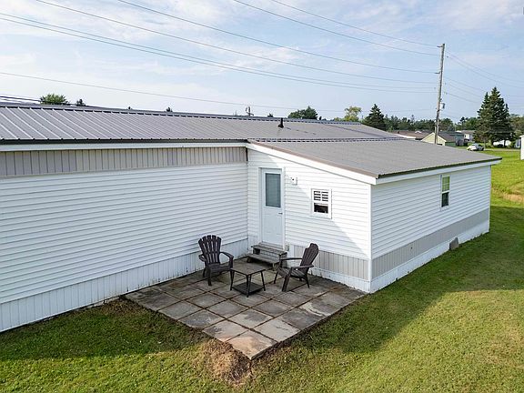 4th image of 16 Lorne Cres