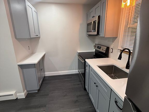 5th image of 107 Dayton Ave