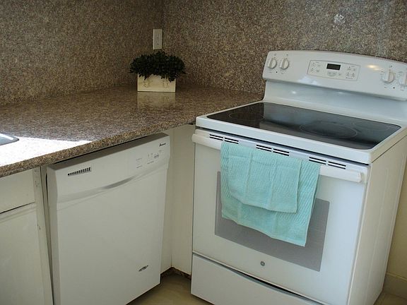 3rd image of 2640 Tannhauser Ct