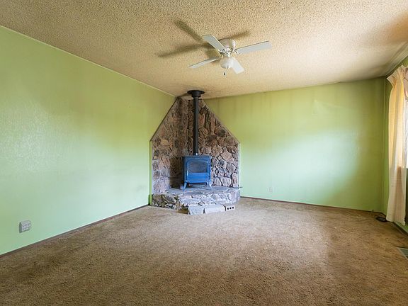 4th image of 710-455 Lake Ave