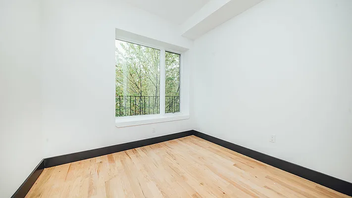 Rented by Nooklyn NYC LLC | media 61