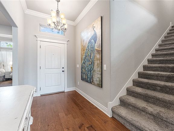 4th image of 2407 McKinley Blvd
