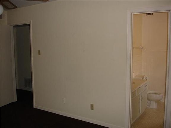 5th image of 9023 Gaylord Dr APT 108