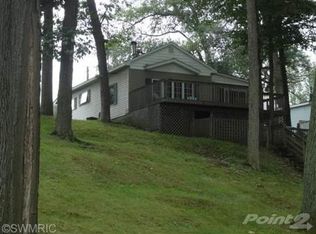 48184 70th Ave, Decatur, MI 49045