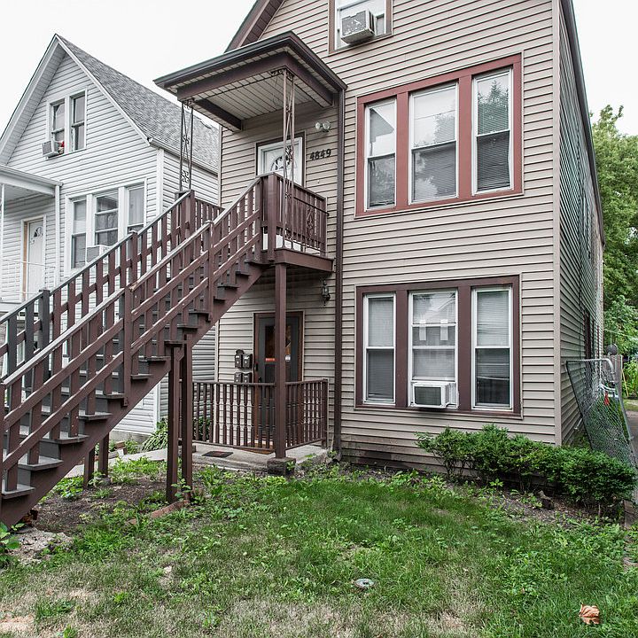 1st image of 4849 W Ainslie St