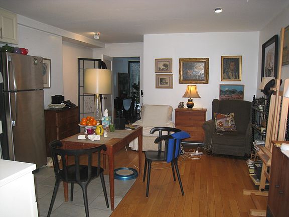 3rd image of 312 E 81st St #1