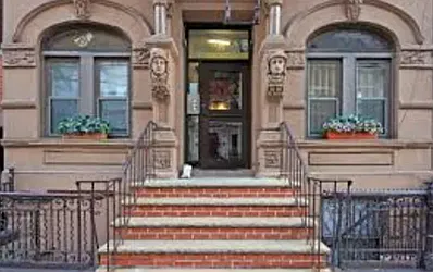 Rented by Roselyn  Fortuna LLC
