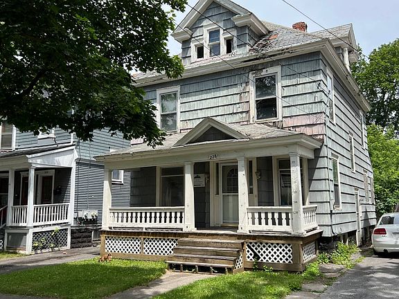 2nd image of 228 W Ostrander Ave