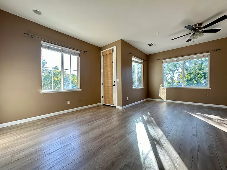 40253 Bonica Rose Ter — Photo 22