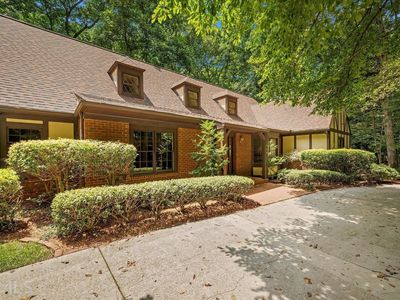 140 Classic Cv, Sandy Springs, GA, 30350