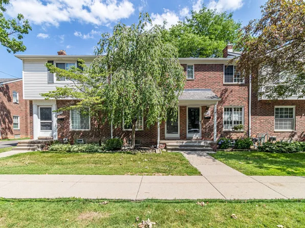 22960 Marter Rd, Saint Clair Shores, MI 48080