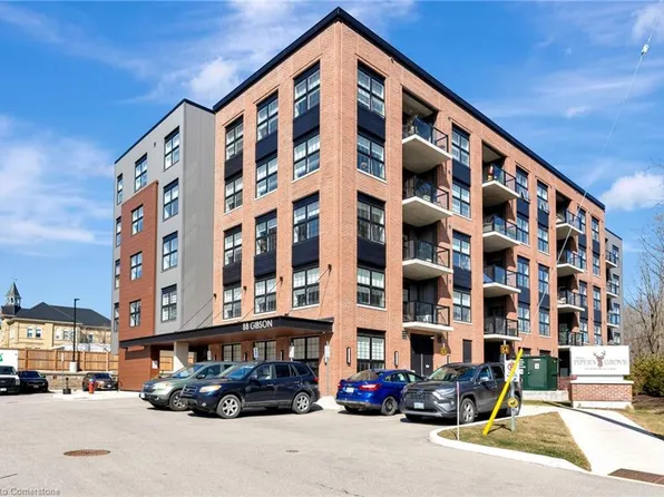 88 Gibson St #407, North Dumfries, ON N0B 1E0