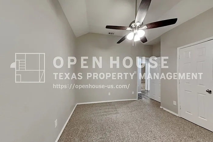 5510 Lee Hutson Ln — Photo 13