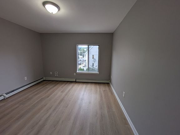 3rd image of 15 Hubbell Ave #B