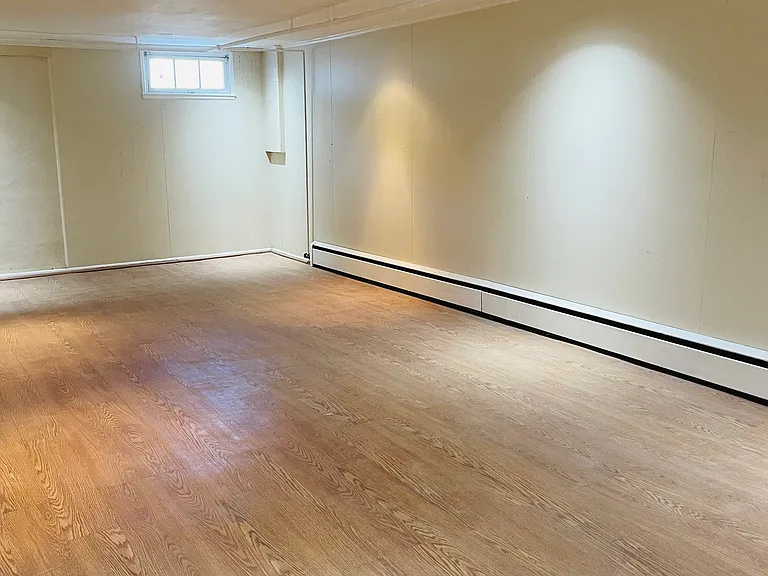 37 Ireland Ave #1 — Photo 13