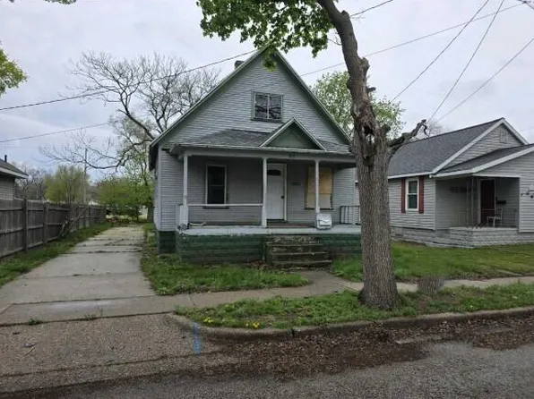 897 Turner Ave, Muskegon, MI 49442