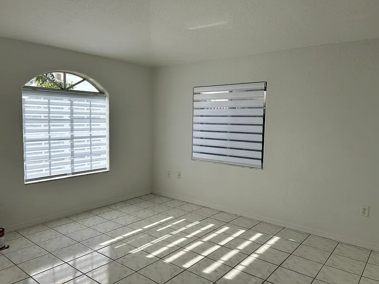 7582 W 34th Ct — Photo 5