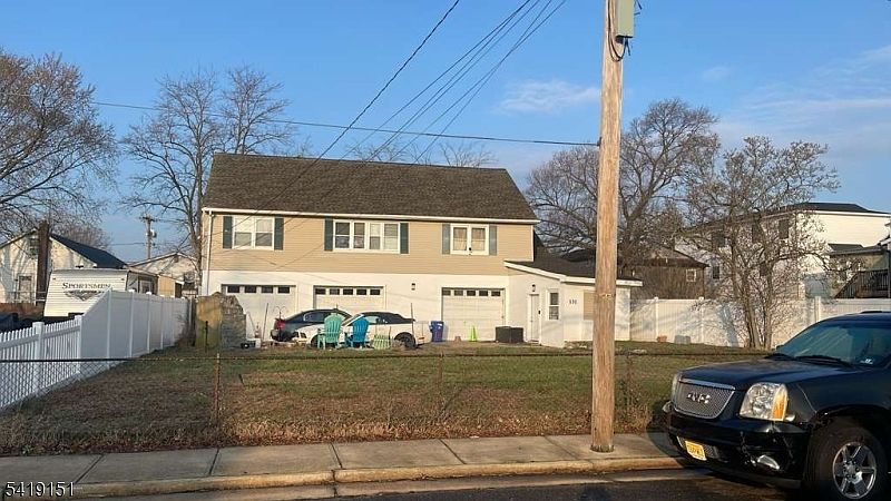 2nd image of 131 Raritan Ave