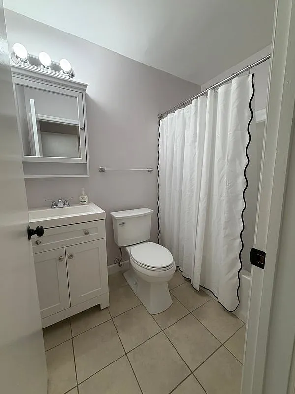 1 bed, 1.0 bath, 640 sqft, $1,800 — Photo 3