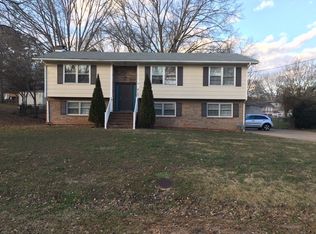 4127 Southbury Ln, Anniston, AL 36207