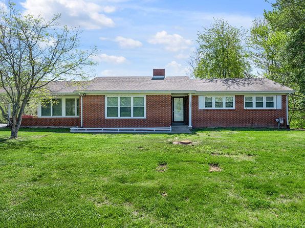 337 S Dogwood Dr, Berea, KY 40403