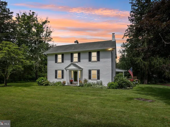 2070 Trumbauersville Rd, Quakertown, PA 18951