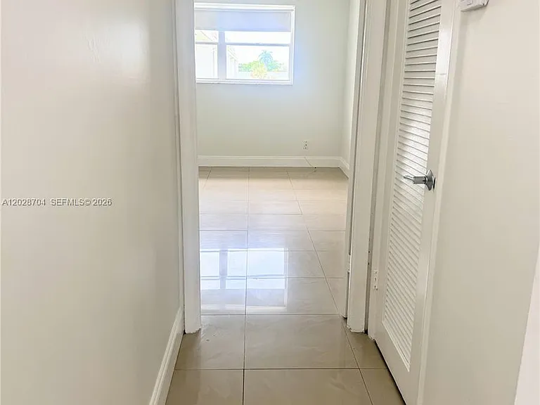 8110 Sunrise Lakes Blvd #307 — Photo 10