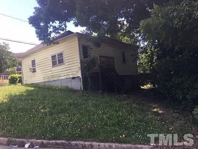2nd image of 1204 S Roxboro St