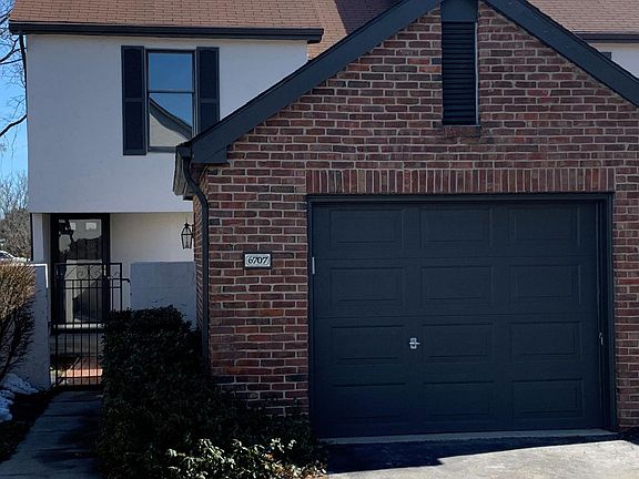 2nd image of 6673 Willow Grove Pl E