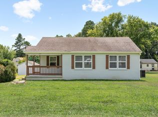 104 Woodbine St, Hopkinsville, KY 42240