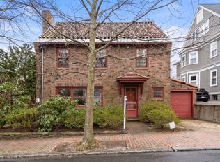 8 Lexington Ave, Cambridge, MA 02138