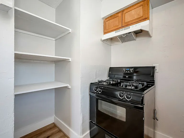 8814 Manus St #7 — Photo 26