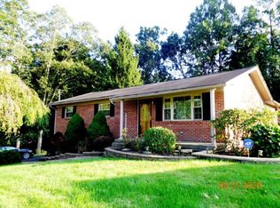 136 Oakley Rd, Beckley, WV 25801